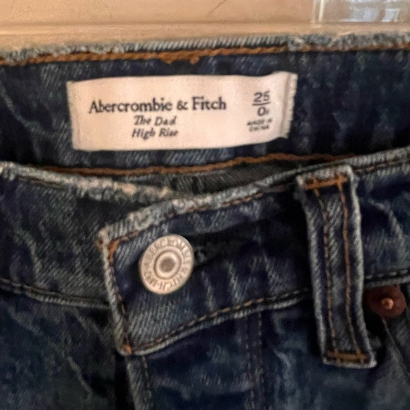 ABERCROMBIE & FITCH Hi Rise Dad Jean NWOT Size 25 Dark Denim - Picture 4 of 5